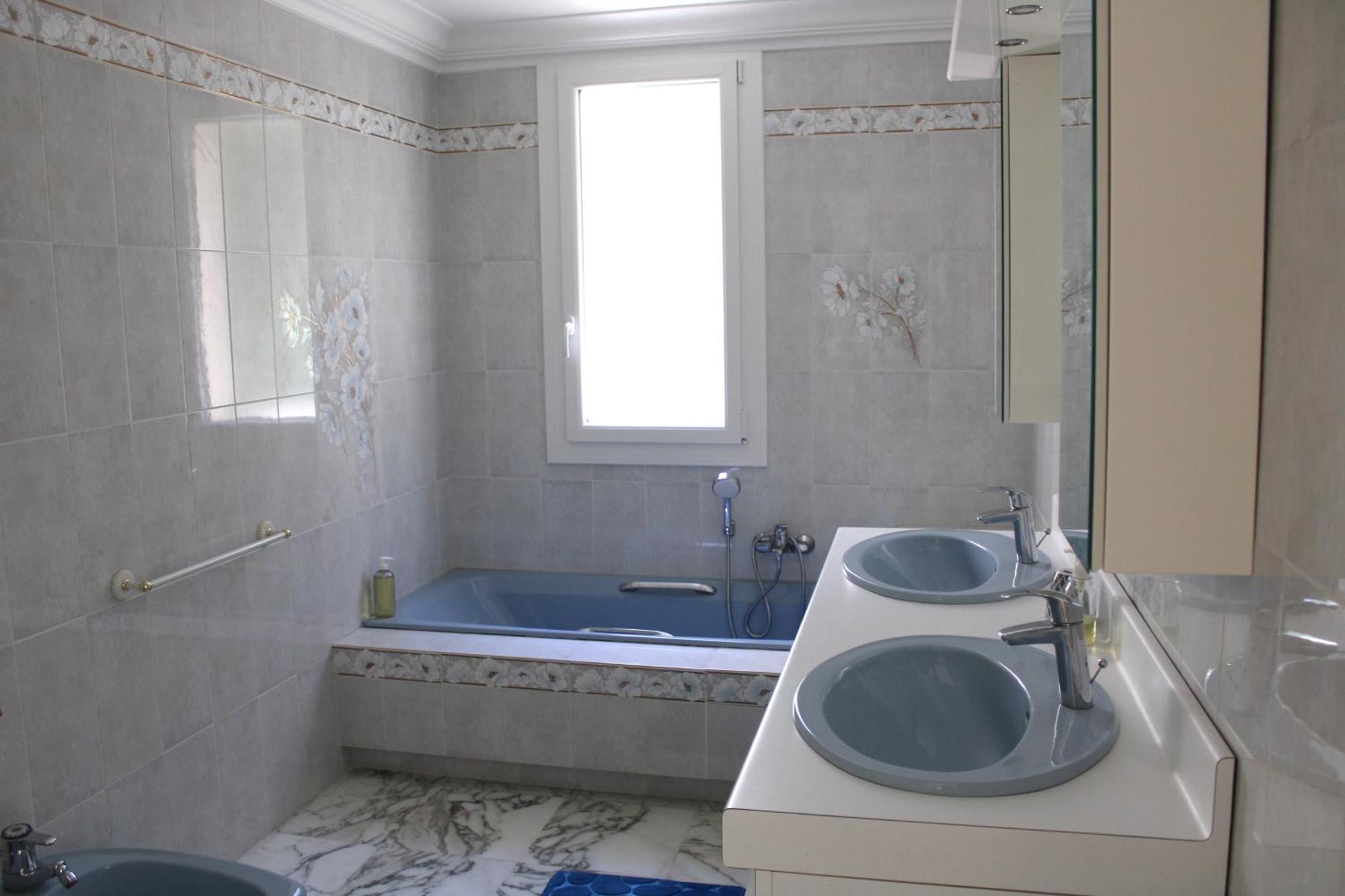 Rez De Jardin De 65M2 Dans Villa A Nisa Exterior foto